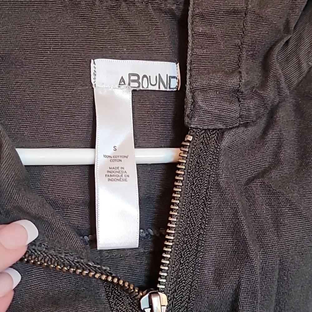 Jacket - Picture 2 of 4